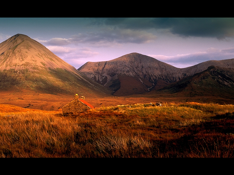 198 - LONE BOTHY - MORGAN NOEL - united kingdom.jpg